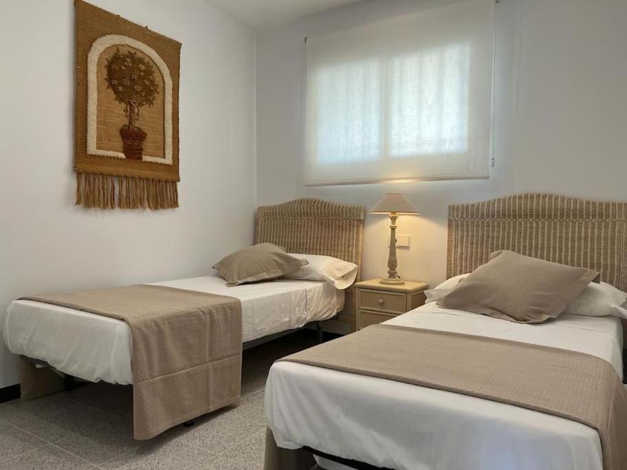 Apartamento 1ª Linea De Playa - Con Piscina Y Parking Playa de Gandia Bagian luar foto