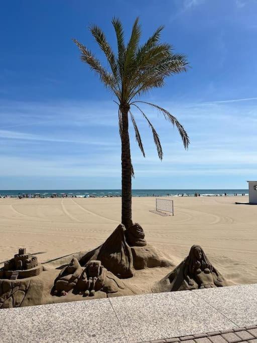 Apartamento 1ª Linea De Playa - Con Piscina Y Parking Playa de Gandia Bagian luar foto