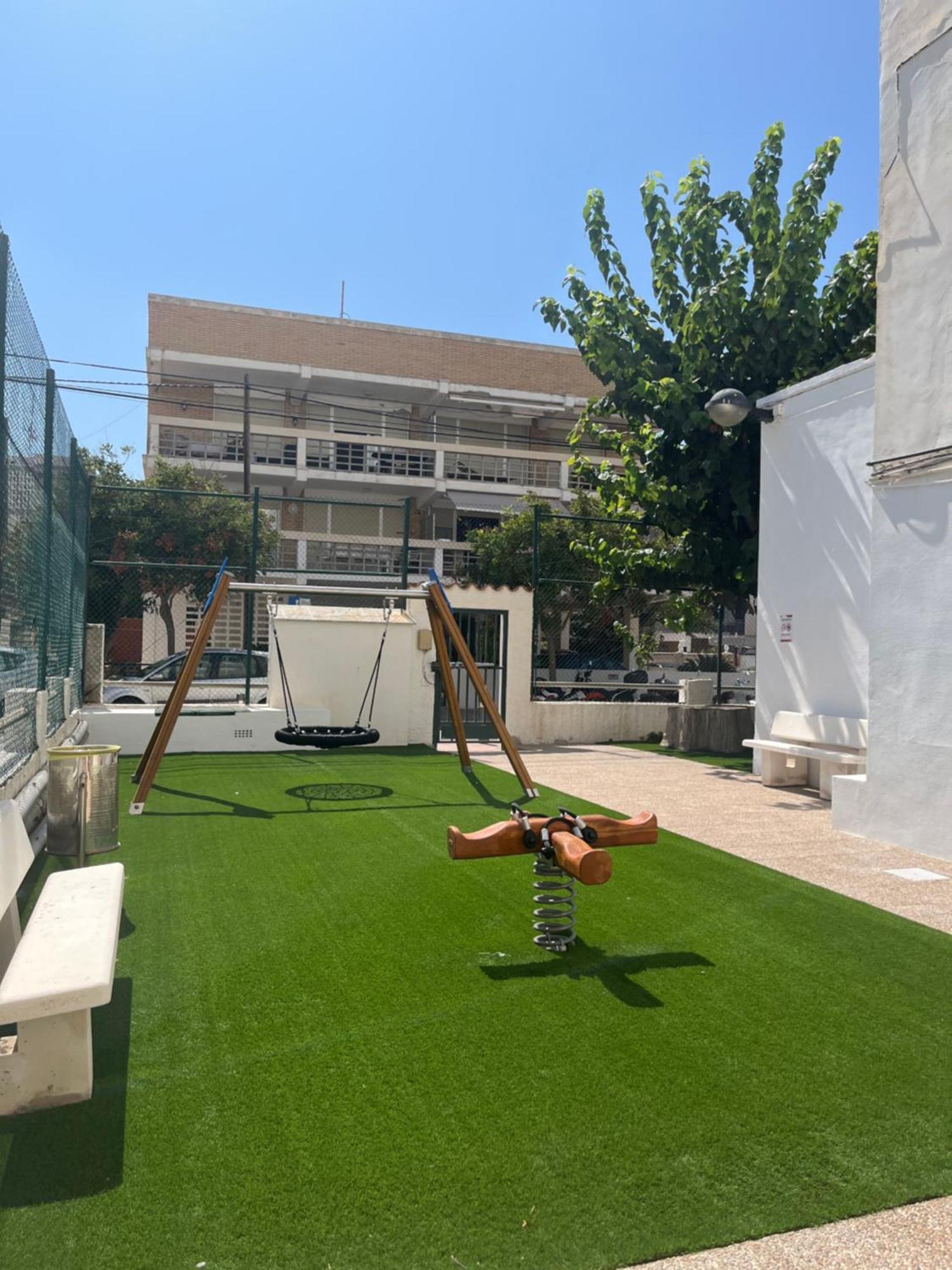 Apartamento 1ª Linea De Playa - Con Piscina Y Parking Playa de Gandia Bagian luar foto