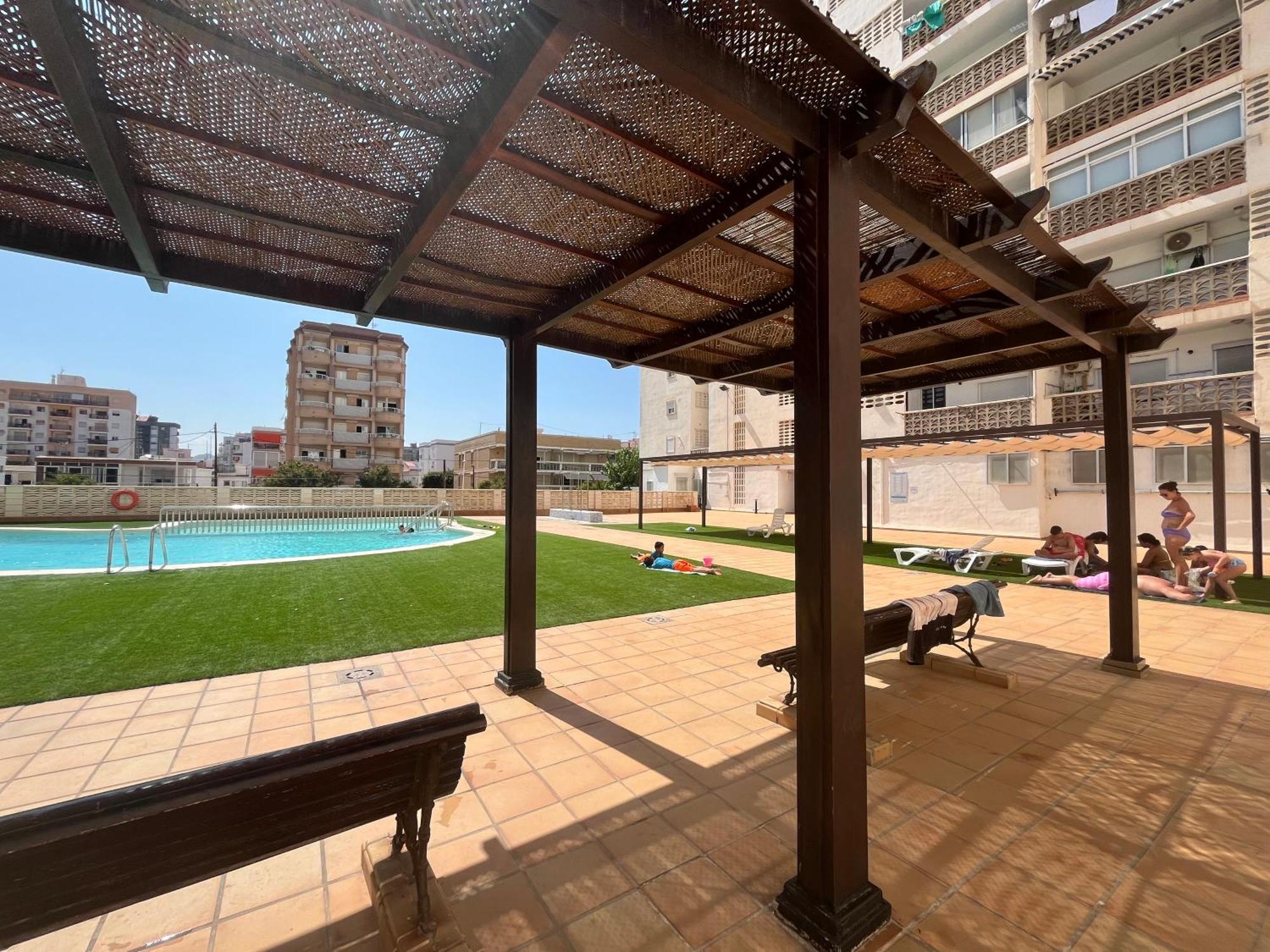 Apartamento 1ª Linea De Playa - Con Piscina Y Parking Playa de Gandia Bagian luar foto